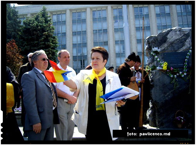 „Urmatorul act de demnitate este recunoasterea oficiala a ocupatiei Basarabiei si lichidarea consecintelor Pactului Molotov-Ribbentrop„, foto : pavlicenco.md