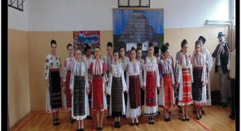 Spectacol extraordinar sustinut de delegatia culturala din Virginia de Est, SUA, la Liceul de Arte “C-tin Brailoiu”, Targu-Jiu / Partea a IV a