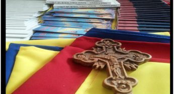 Actiunea Romani pentru Romani continua sa transmita mesajul simbolurilor identitatii nationale catre romanii din Harghita si Covasna