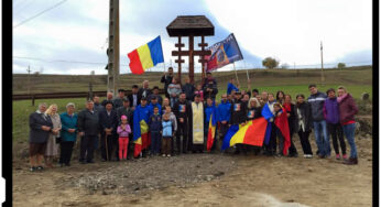 In satul Doboi, Harghita, Asociatia Neamunit a ridicat o troita in cinstea eroilor neamului cazuti pentru apararea patriei.