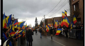 Frați și surori, să trecem la mobilizare, organizare. Avem nevoie de O MIE de steaguri tricolore pentru Tg. Secuiesc de 1 Decembrie.