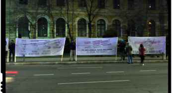 “Spontaneitatea” protestului din Piata Victoriei, deranjata de mesajele unor romani indreptate impotriva intregii clase politice