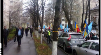 Drumul Unirii la Chisinau: cateva sute de oameni au marsaluit prin capitala Republicii Moldova