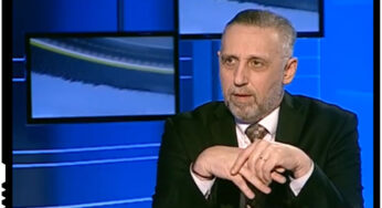 Marian Munteanu este primul lider politic care se alatura celor care sunt impotriva vaccinarii fortate: “Trebuie sa ne aparam impotriva experimentelor iresponsabile care pun in primejdie sanatatea oamenilor, adulti si copii deopotriva.”