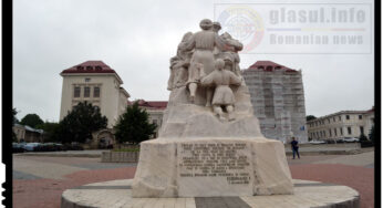 Monumentul Unirii din IASI a fost vandalizat periodic