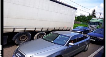 Protest din cauza drumurilor proaste la Botoșani: “Botoșaniul are nevoie de infrastructură!”