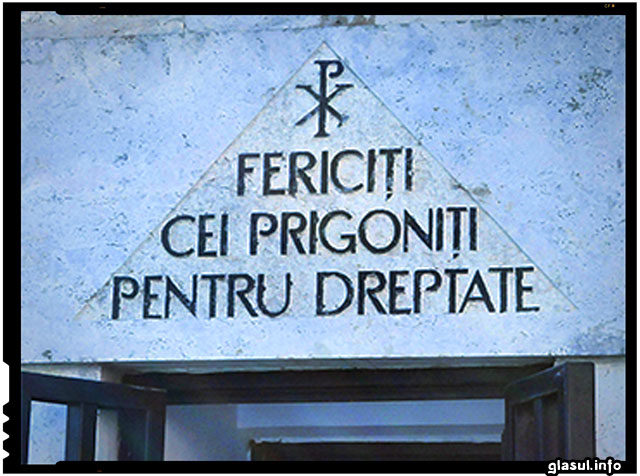 Fiii si nepotii celor care au creat genocidul in anii 45-64 ne interzic sa cinstim memoria martirilor anticomunisti de la Sighet