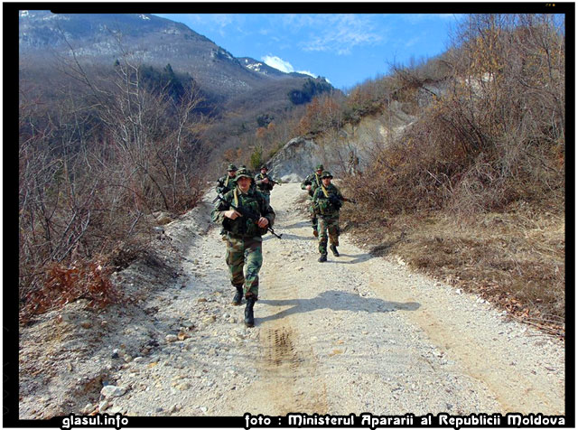 Militarii din Republica Moldova la datorie în Kosovo, foto: Ministerul Apărării al Republicii Moldova