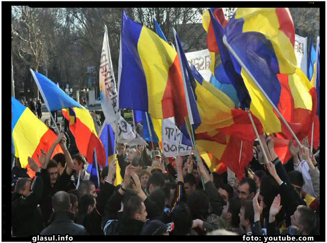 Lăsați-ne să fim români!