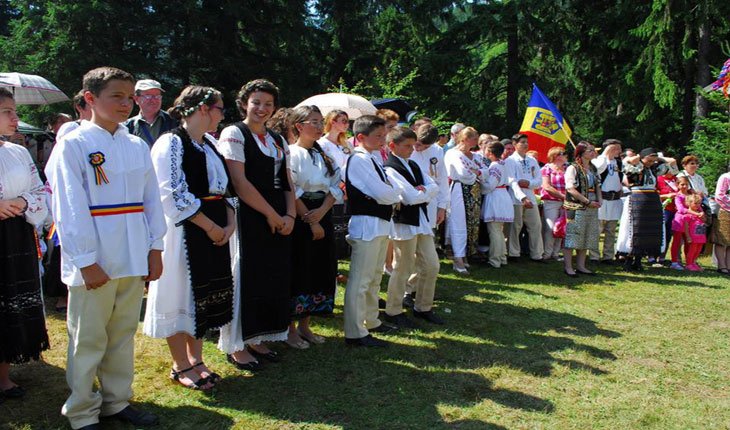 SANTILIA- NEDEIA MOCĂNEASCĂ A VOINEȘTENILOR - Covasna, Valea Zânelor, 18-19 iulie 2015, foto:Florentina Covasna