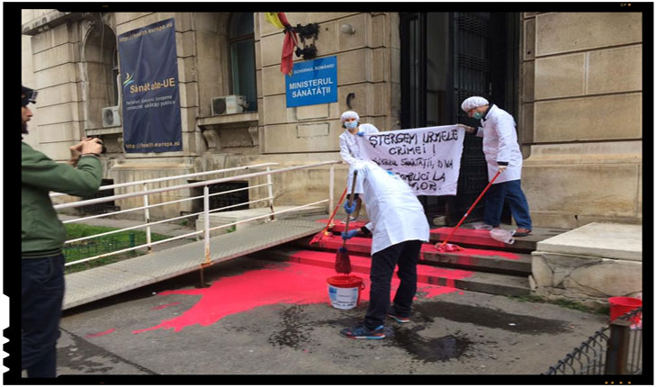 Protest in fata Ministerului Sanatatii din Romania