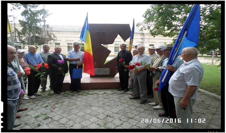 Unionistii din Republica Moldova au comemorat  la Drochia  ziua neagră de 28 iunie