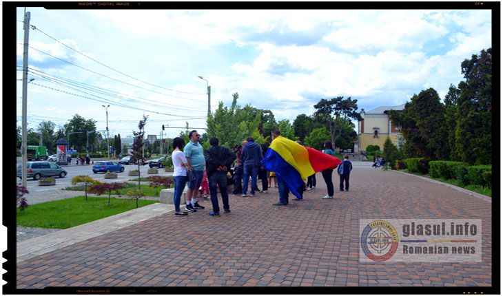 Iesenii au manifestat in semn de solidaritate cu situatia doctoriței Camelia Smicala