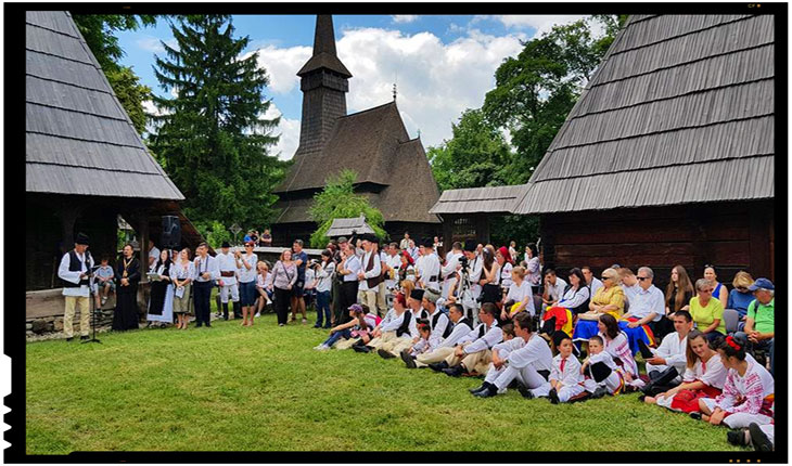 Angajatul de la Muzeul Satului cu alergie la tricolor a fost sanctionat