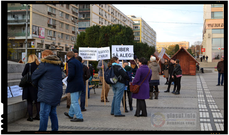 (FOTOREPORTAJ) Medicii s-au alaturat protestatarilor impotriva vaccinarii obligatorii!, Foto: Fandel Mihai