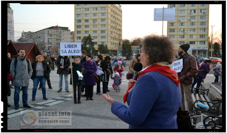 (FOTOREPORTAJ) Medicii s-au alaturat protestatarilor impotriva vaccinarii obligatorii!