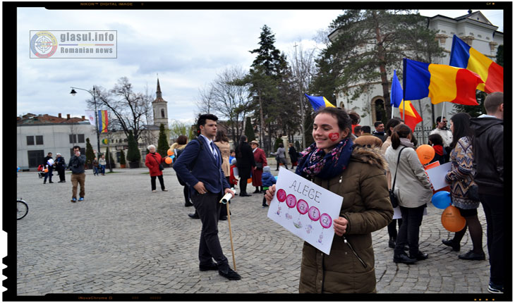 Cu ce mai dezinformeaza Lucian Bâlbuță, trolul lui Soros: acesta spune ca in spatele referendumului pentru Familie ar sta de fapt Rusia