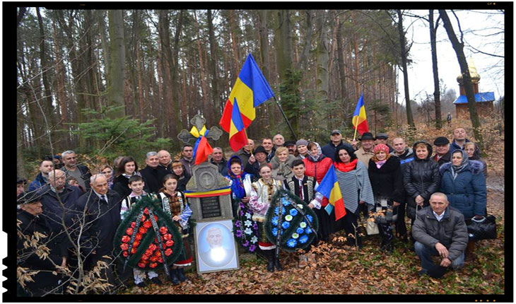 FLORII ÎNLĂCRIMATE PENTRU RĂSTIGNIŢII DE LA FÂNTÂNA ALBĂ, Foto: ZorileBucovinei.com