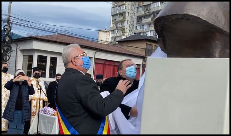 PNL Suceava nostalgică după dualismul austro ungar: bust pentru un primar din perioada austro-ungară inaugurat în fața Primăriei din Suceva