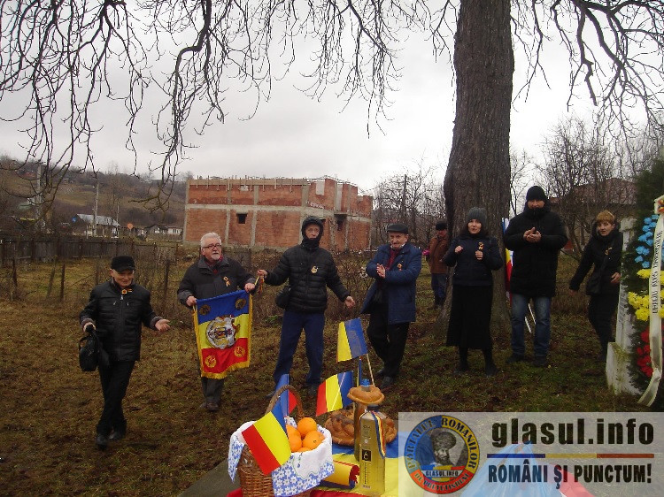 Are habar D-nul Ciucă de Castanul Unirii de la Vişan? Şi ceilalţi “demnitari”?