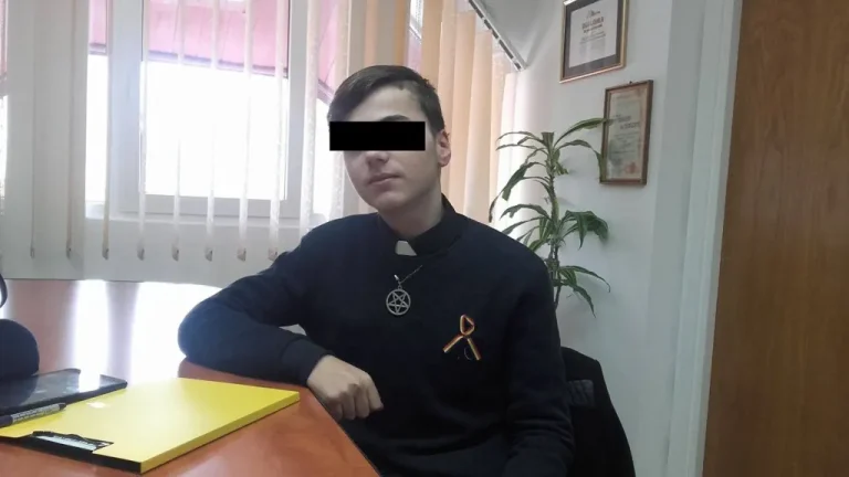 Cosmin Olteanu, cunoscut satanist, a fost reținut pentru violarea unor băieți