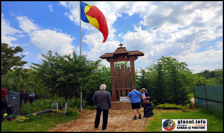 Au trecut nouă ani de la sfințirea Troiței Eroilor de la Cotul Donului, la Mănăstirea Comana