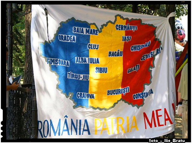 Tot mai multă lume îşi dă seama că doar UNIREA e singura soluţie pentru toate problemele existente în Republica Moldova, foto - facebook.com/ilie.bratu