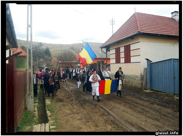 Actiunea Români pentru Români isi continua actiunile de sustinere a comunitatii romanesti din Harghita si Covasna, foto: Mihai Tirnoveanu