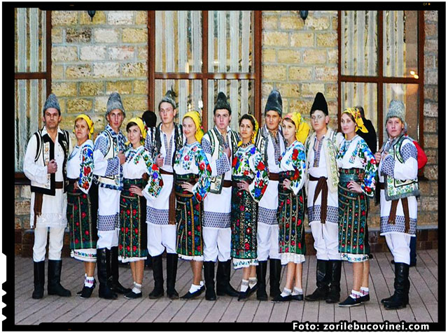BOIANUL RAMANE INCA O VATRA ROMANEASCA, foto: zorilebucovinei.com