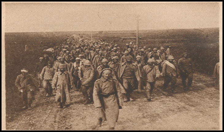 3 octombrie 1916: Armata română atacă la baionetă tranşeele Diviziei a 25-a turce de la Amzacea, militarii turci retrăgându-se în debandadă