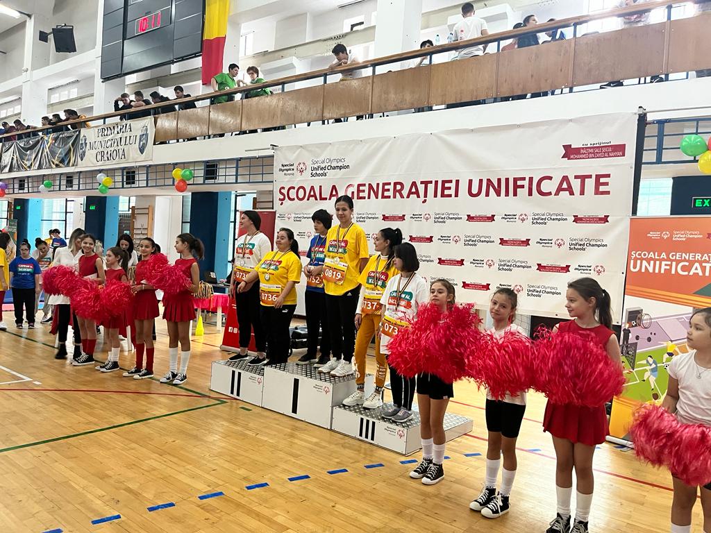 Activitate sportivă unificată cu peste 150 de elevi ai Școlii Generației Unificate, la unități de învățământ din Craiova