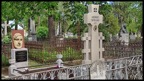 George Topîrceanu, mormântul din Cimitirul Eternitatea din Iași