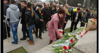 Dar de genocidul impotriva poporului roman ii mai pasa cuiva?