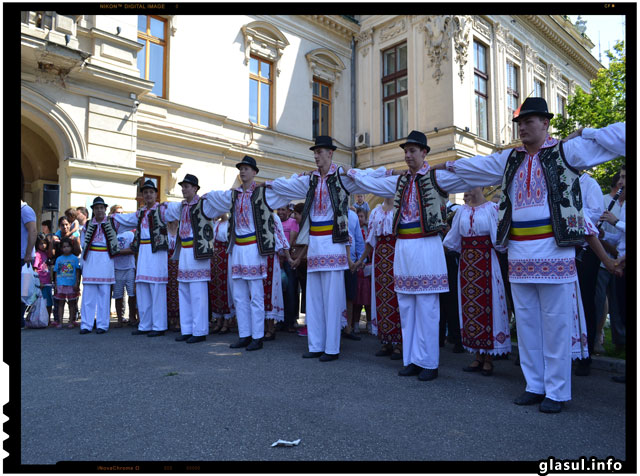 Costumul popular, mijloc de rezistenta identitara româneasca in Covasna
