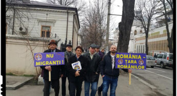 Membrii PRU Galati au protestat impotriva venirii imigrantilor in Romania