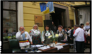 Parada portului popular românesc la Cernăuţi, FOTO: ZorileBucovinei.com
