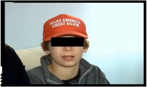 Nebunia si salbaticia "progresismului": baiat de 12 ani batut pentru ca purta o sapca rosie cu mesajul promovat de Trump in campania electorala, Foto: captura video youtube