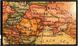 O batrana de 71 de ani: "De ce Rusia poate sa revendice CRIMEEA pe care Rusia candva a dat-o Ucrainei si de ce Romania nu poate sa revendice teritoriile dintre Prut si Nistru?"