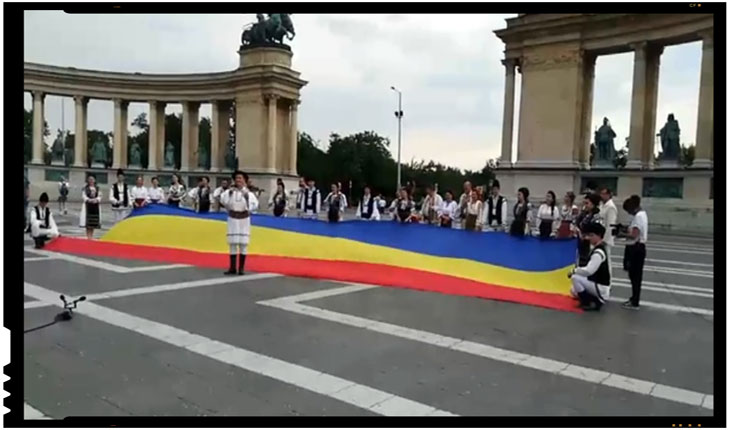 (VIDEO) DRAPELUL ROMÂNIEI – DESFĂŞURAT ÎN PIAŢA EROILOR DIN BUDAPESTA, Foto: TVR Cluj