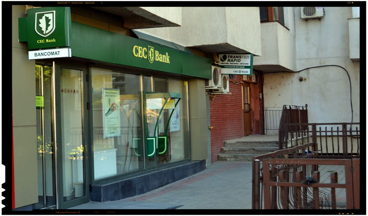 CEC Bank a rupt contractul cu agenția de publicitate Papaya, care a mobilizat oameni către proteste
