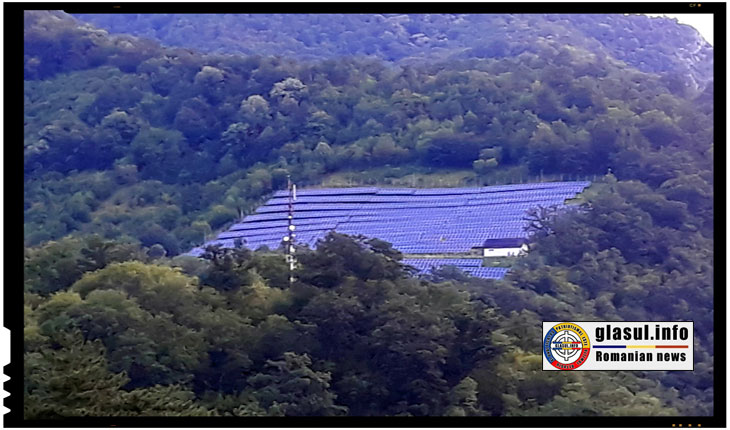 Micile gospodării dotate cu panouri fotovoltaice pot deveni furnizori în sistemul energetic naţional