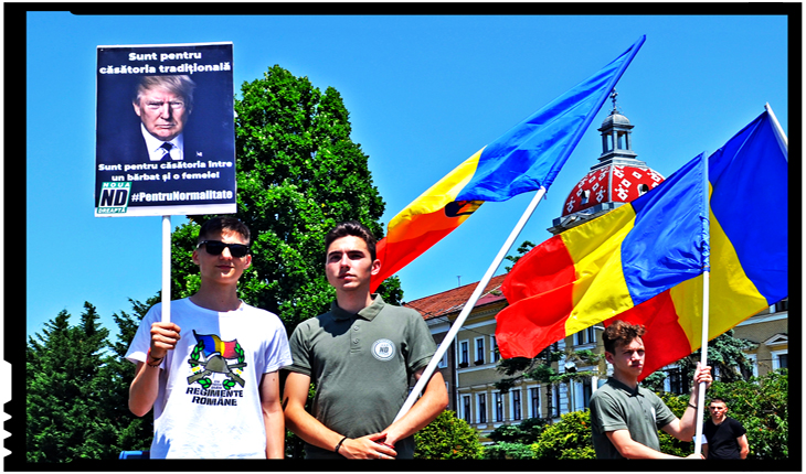 Ca și la Cluj, la București s-a protestat azi cu portretul lui Trump în mână la Marșul Normalității