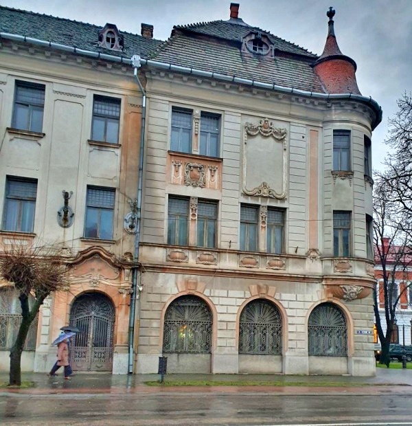 O companie din Ungaria cumpără la Carei fostul sediu al Primăriei și al Băncii Albina. Aceeași care a cumpărat și Hotelul Dacia, Foto: Buletin de Carei