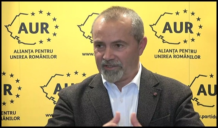 Scriitorul și specialistul în educație George Alexander s-a înscris în Alianța pentru Unirea Românilor (A.U.R.)