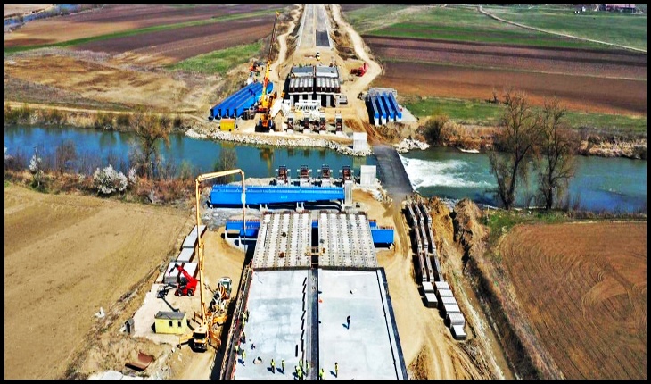 Aici nu există criză! Care sunt soluțiile propuse de antreprenorii români pentru continuarea proiectelor de autostrăzi, Foto: ancheteonline.ro