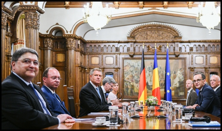 Iohannis și PNL-ul ne spun să fim solidari! Solidari cu Germania, să-și culeagă sparanghelul!, Foto: presidency.ro