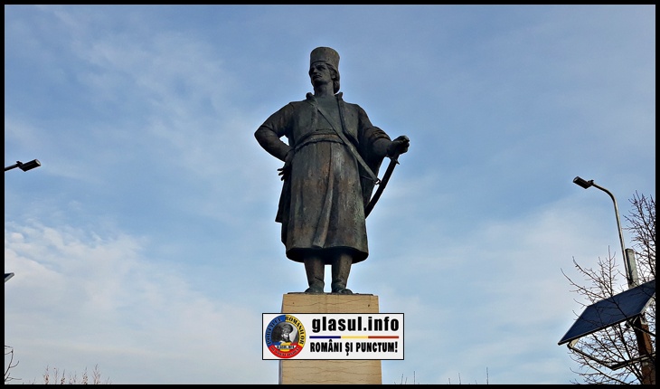 Statuia lui Tudor Vladimirescu din București, Foto: © Glasul.info / Fandel Mihai - 1 Martie 2020