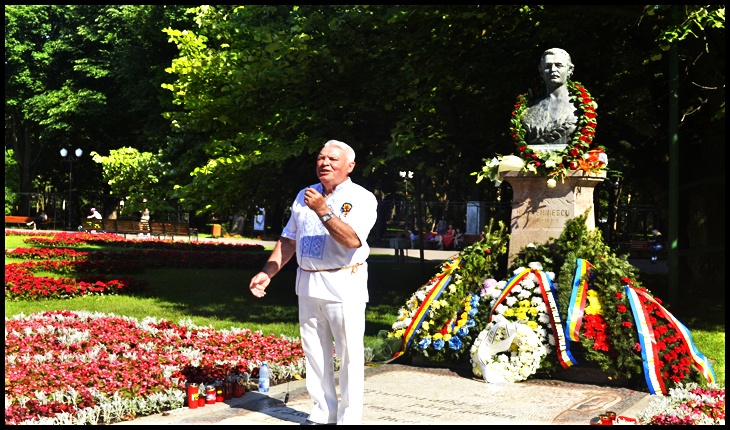 Neamul Românesc n-a uitat de Luceafărul poeziei românești: Eminescu comemorat la bustul său din Copou printr-un recital de poezie