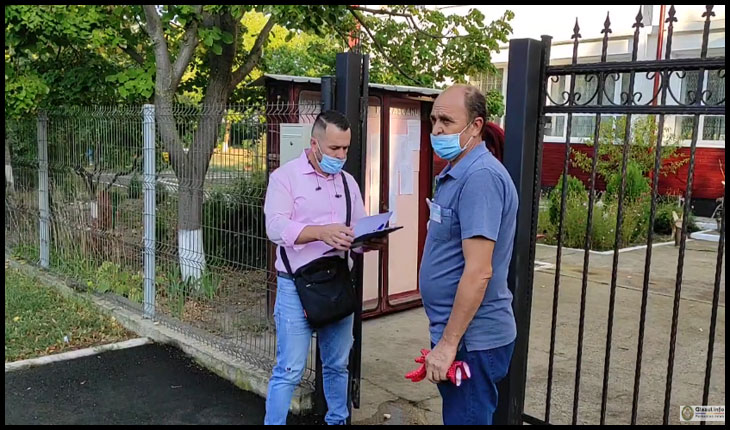 Câțiva oameni hotărâți pot schimba multe în țara asta condusă de către niște imbecili satanici.