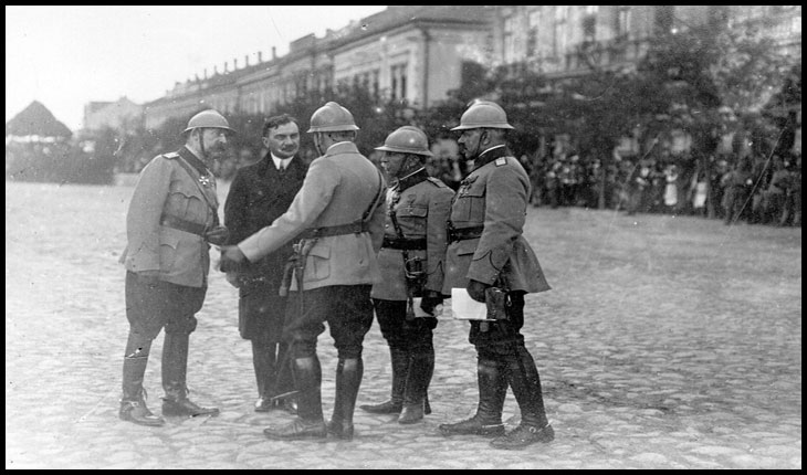 La 19 Aprilie 1919 orașele Satu Mare şi Carei erau eliberate și astfel a fost posibilă instaurarea administraţiei românești